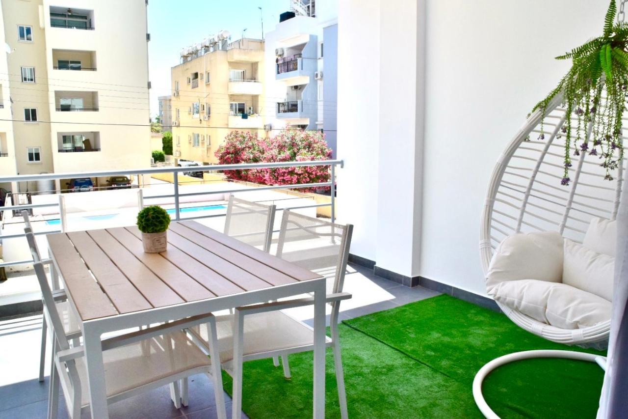 Coastal Getaway Apartment Larnaca Luaran gambar