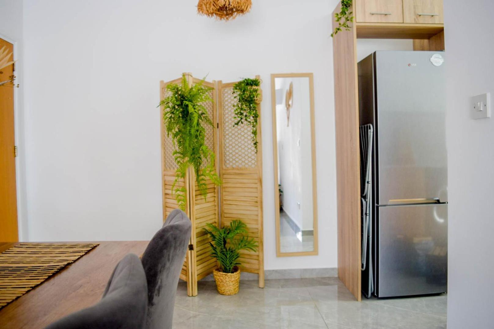 Coastal Getaway Apartment Larnaca Luaran gambar