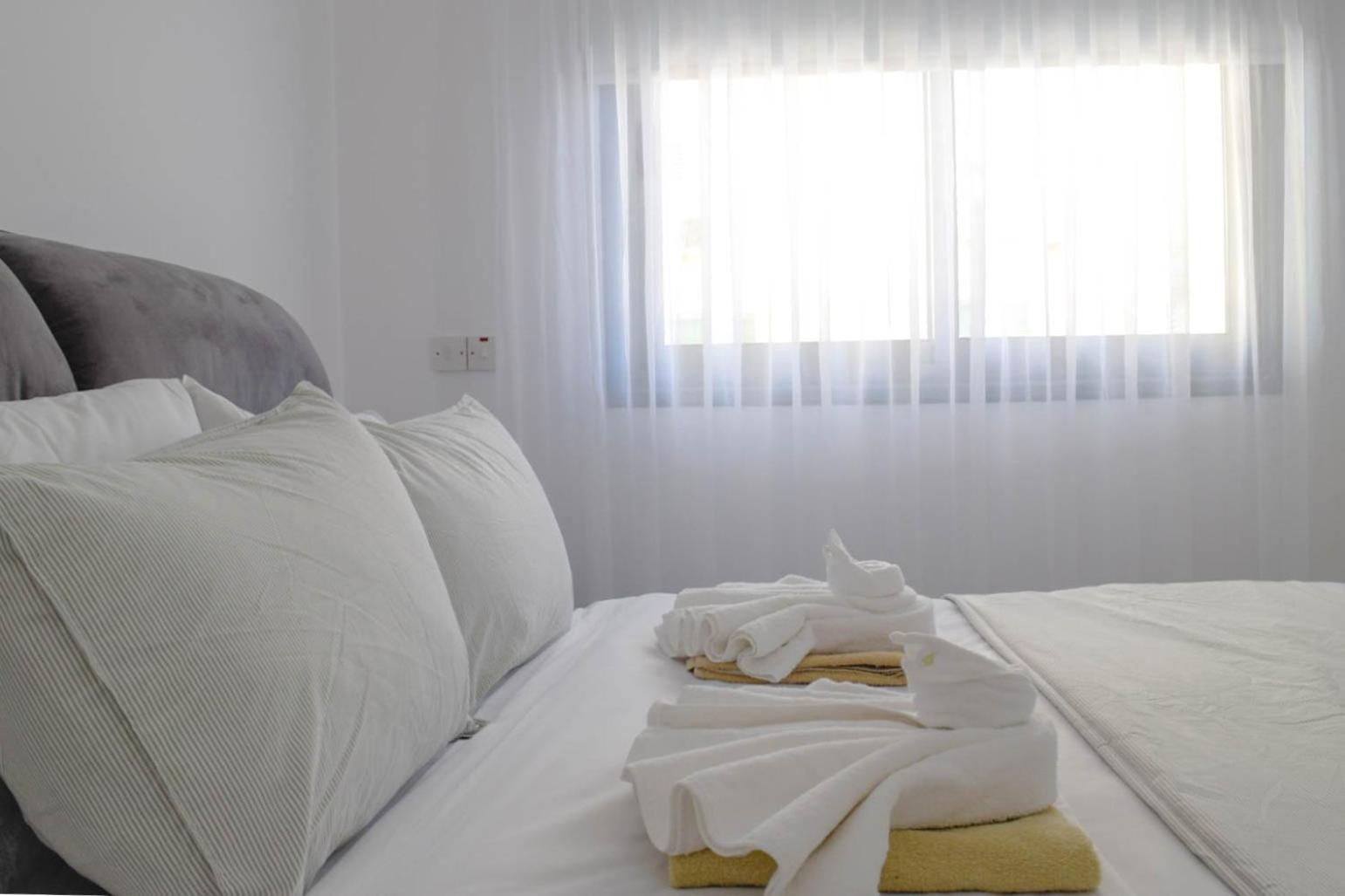 Coastal Getaway Apartment Larnaca Luaran gambar
